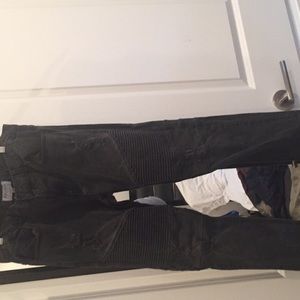 Bullhead denim co. Stacked skinny size:32